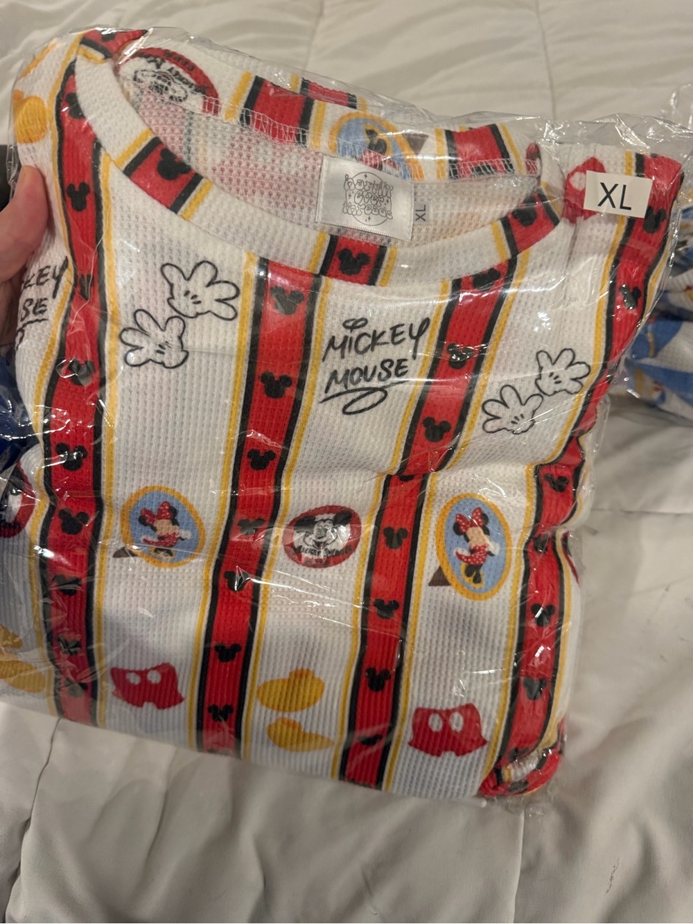 Happily Ever Threads Waffle Set - Disney Mickey Mouse - White/Red/Yellow/Black